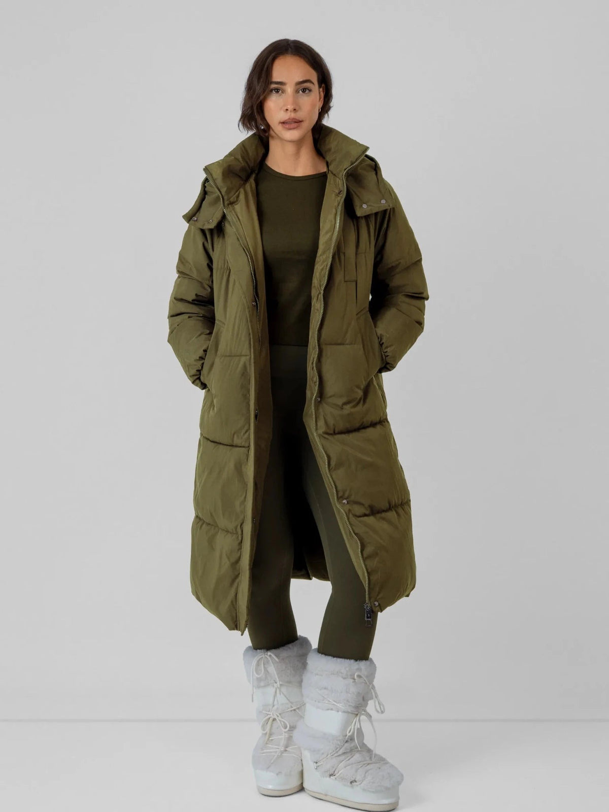 Women's Long Faux Fur Lined Hooded Puffer Coat in black – view 10