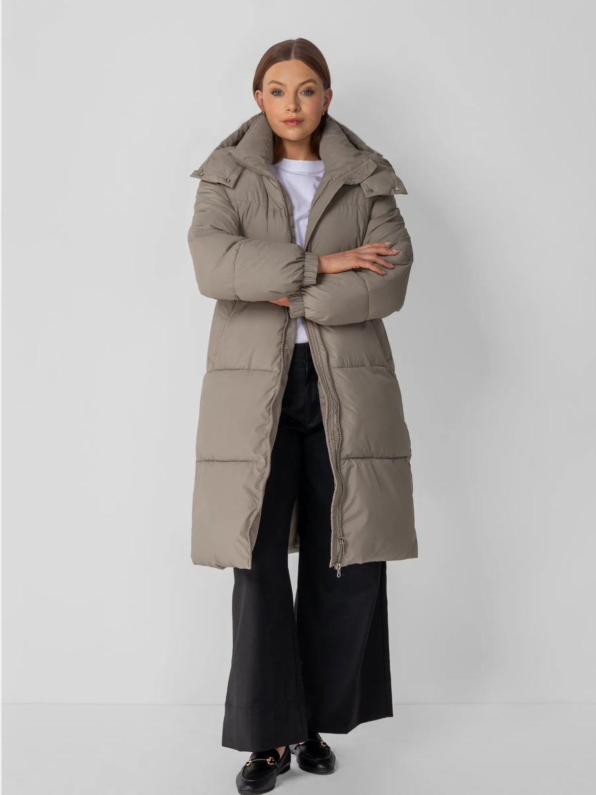 Women's Long Faux Fur Lined Hooded Puffer Coat in black – view 20