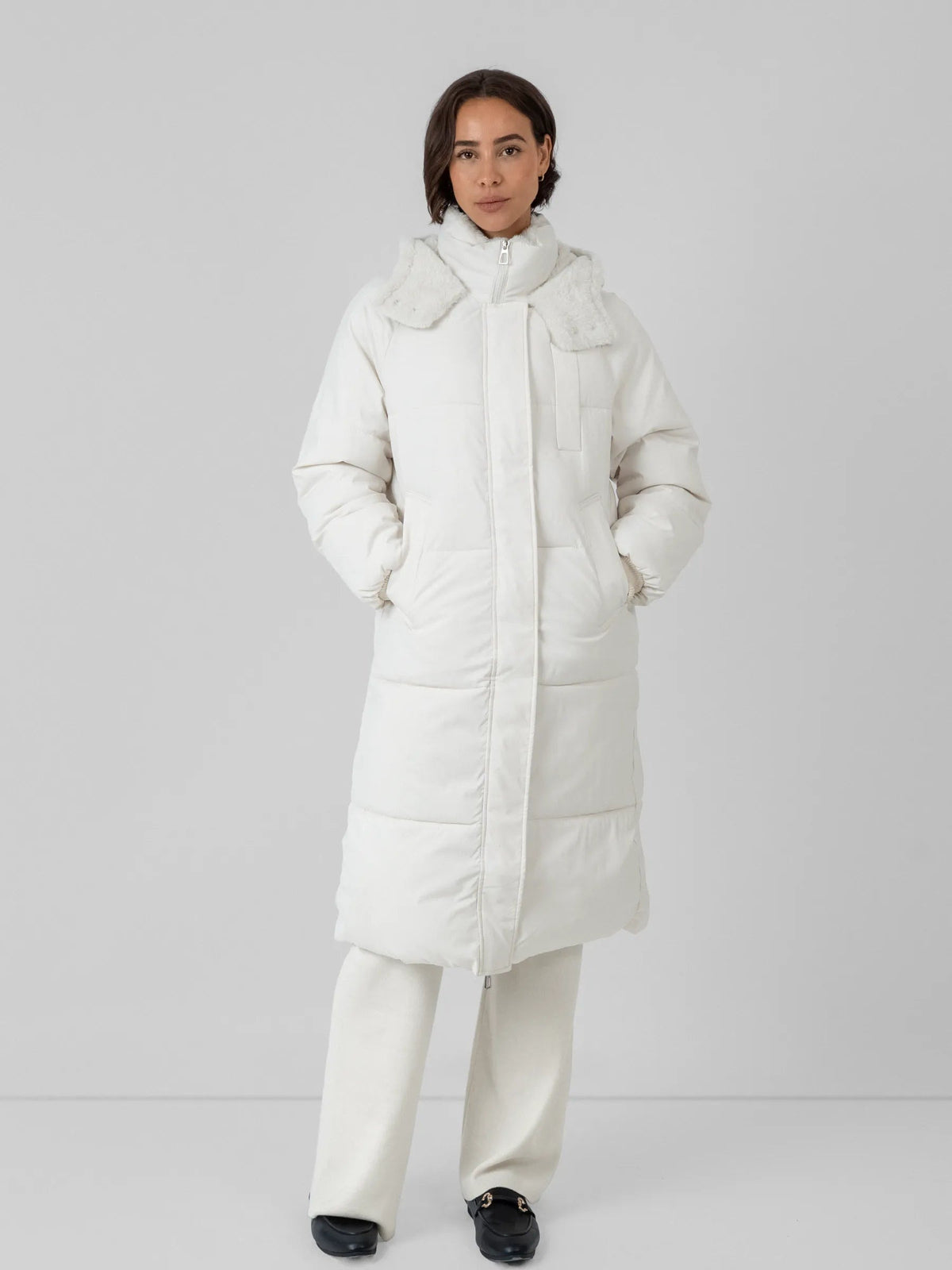 Women's Long Faux Fur Lined Hooded Puffer Coat in black – view 22