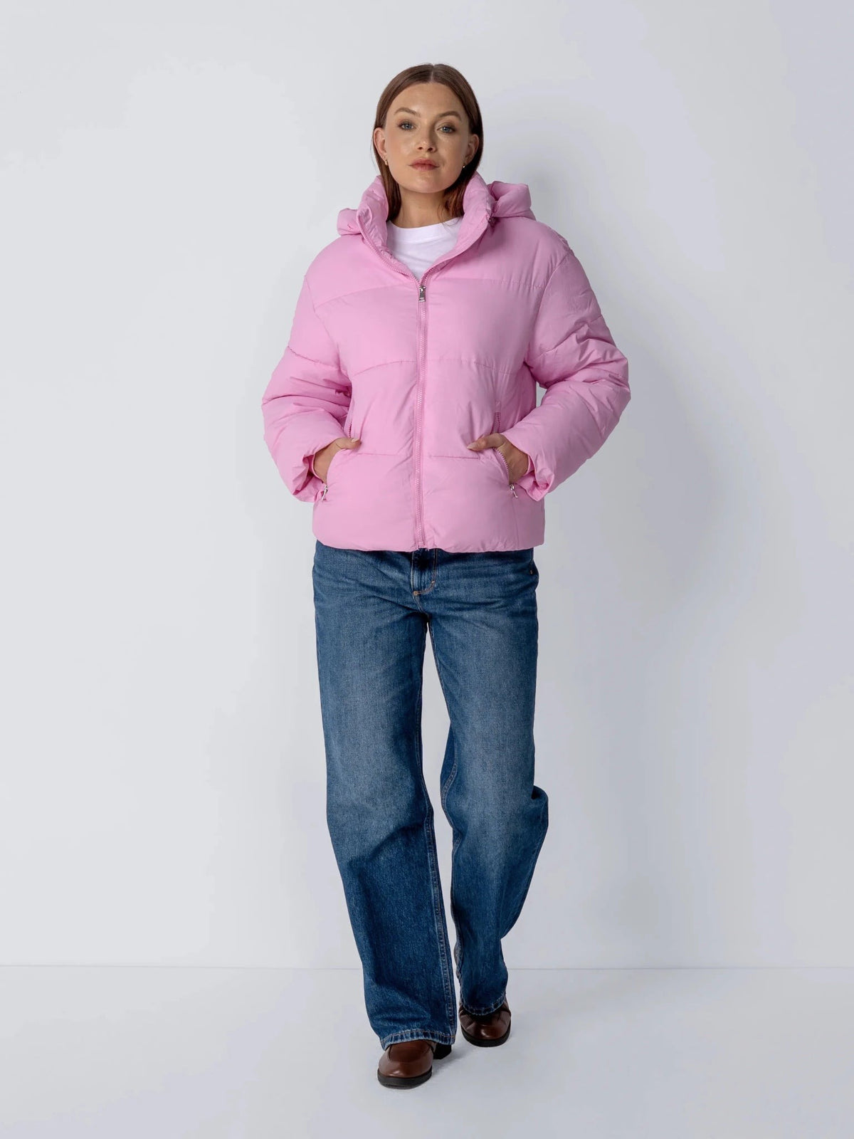 Women's Short Puffer Jacket with Detachable Hood in mocha brown – view 26