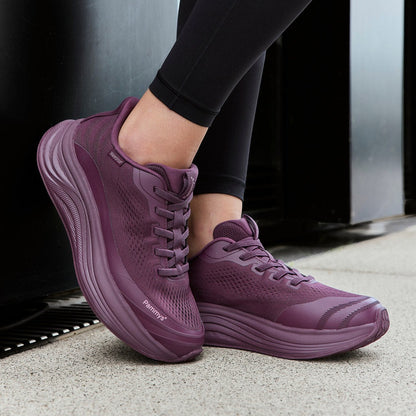 Women's Waterproof Hands-Free Trainers in burgundy – on foot outdoors